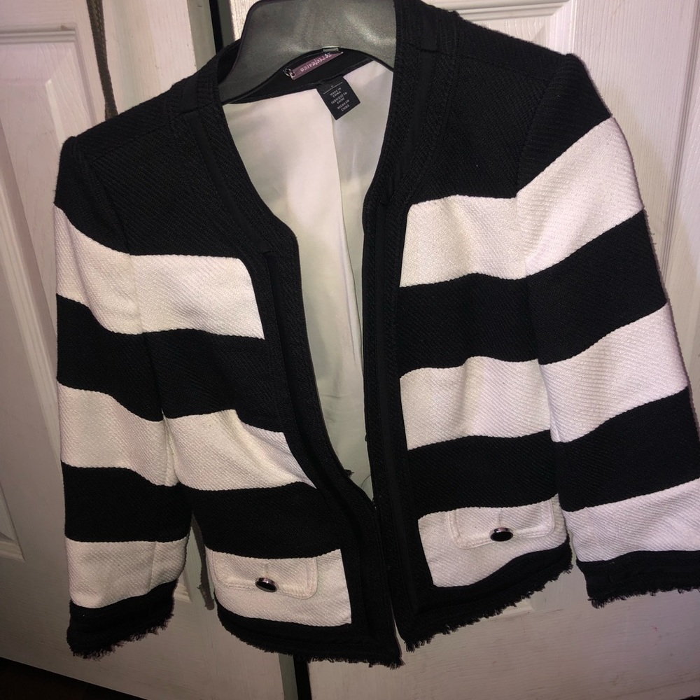 White House Black house vest